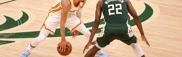 华体会APP-当特雷·扬的羽翼丰满 老鹰已在雄鹿头上振翅翱翔