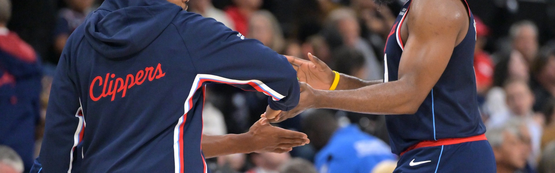 华体会体育-哥们你这么快？哈登申请交易一天光速离队 保罗被遣返两月还没走